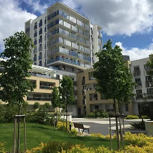 https://marcelin-apartments-poznan.poznan-hotels.com